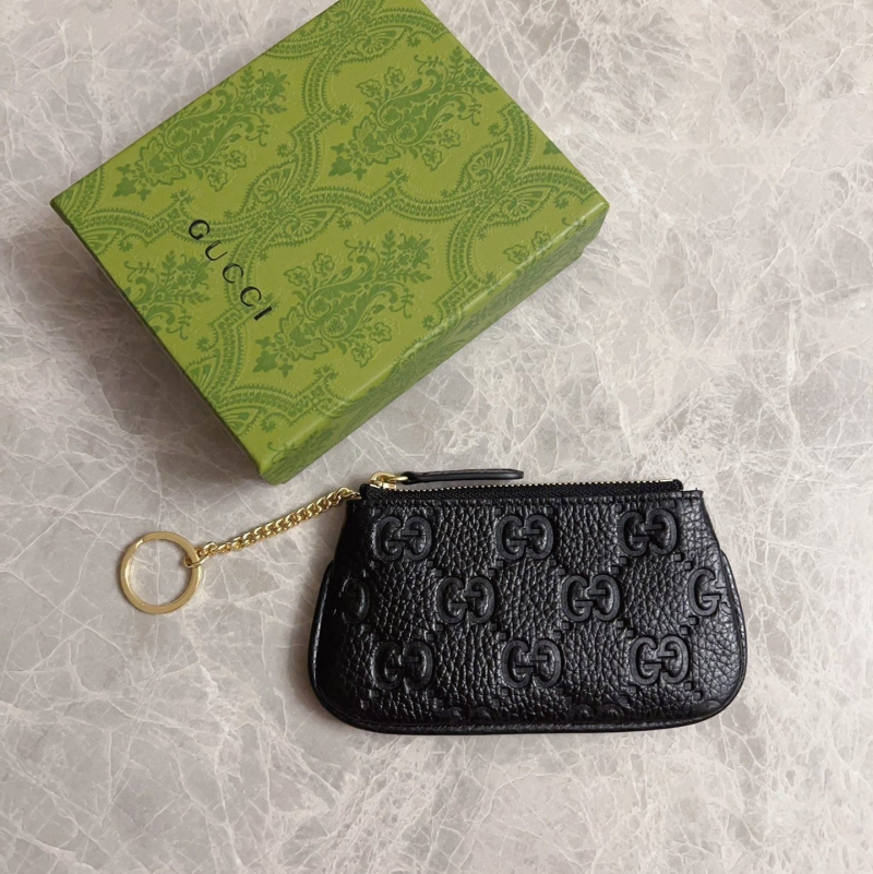 G*u*i wallets & purse